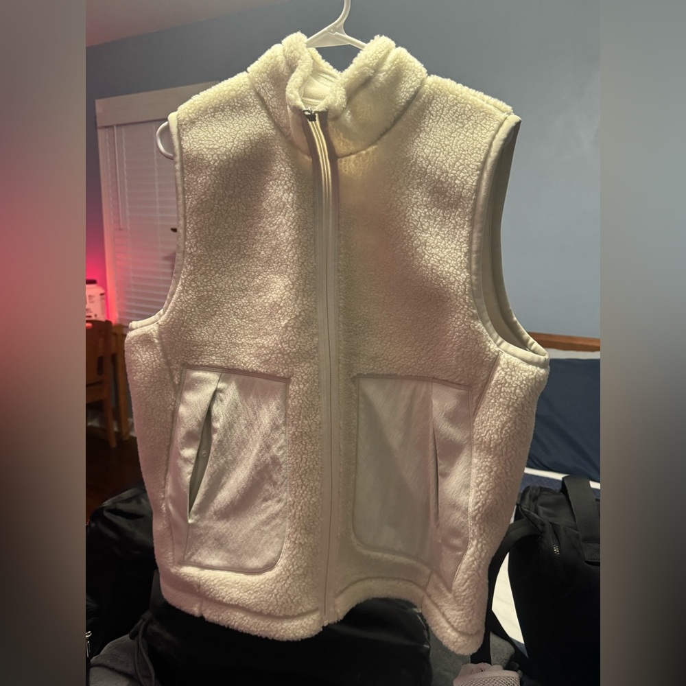 lululemon athletica White Fleece Vest